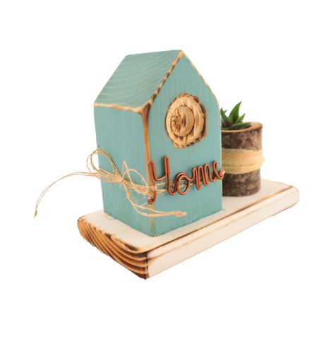 Casetta  piccola in legno con scritta Home