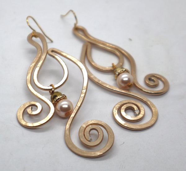 QUARTIERI Orecchini alluminio con perla (Copia)