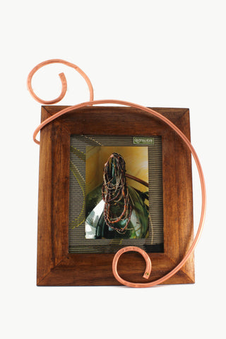 QUARTIERI Cornice in legno e spirali in rame 29x25cm