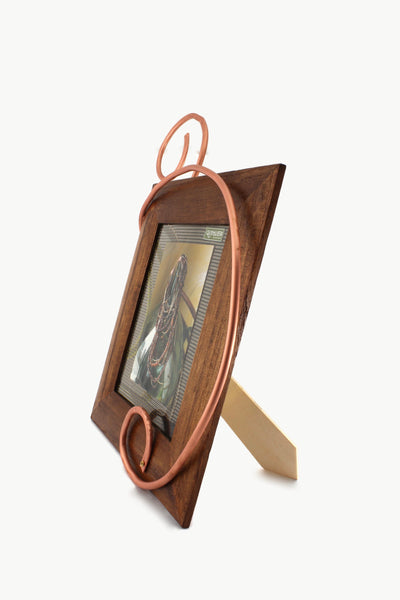 QUARTIERI Cornice in legno e spirali in rame 29x25cm