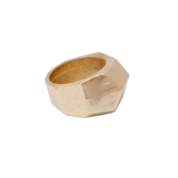 Chevalier in bronzo giallo realizzato attraverso la tecnica della cera persa