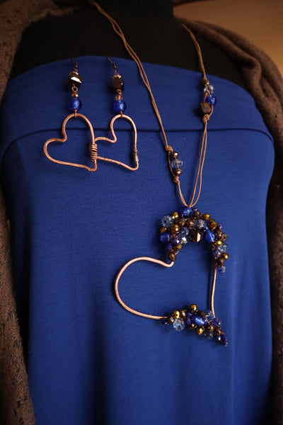 Collana di rame a forma di cuore con cristalli