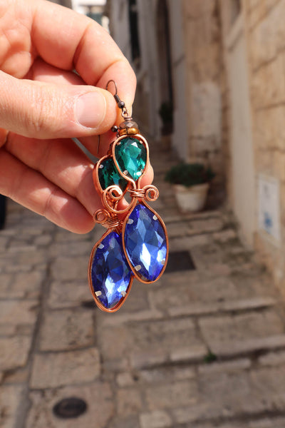 QUARTIERI Orecchini Liberty con cristalli blu e verdi