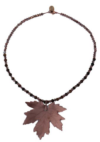 Collana con pendete foglia di acero
